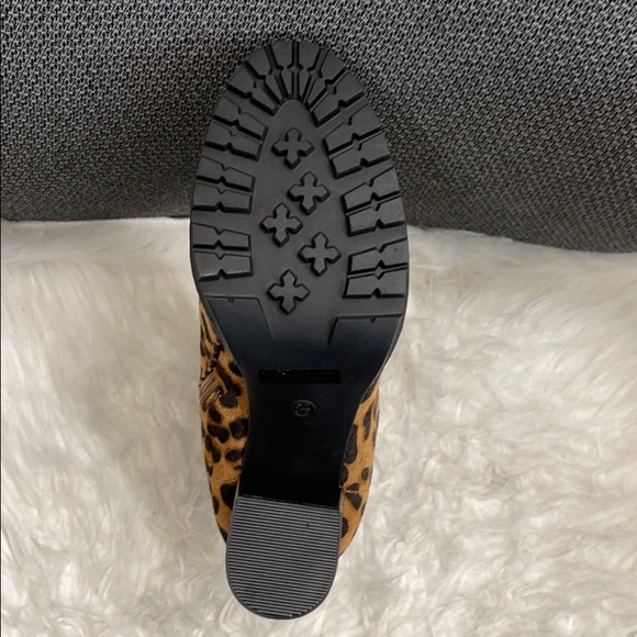 Leopard women boot 👢😍 - Picture 4 of 5